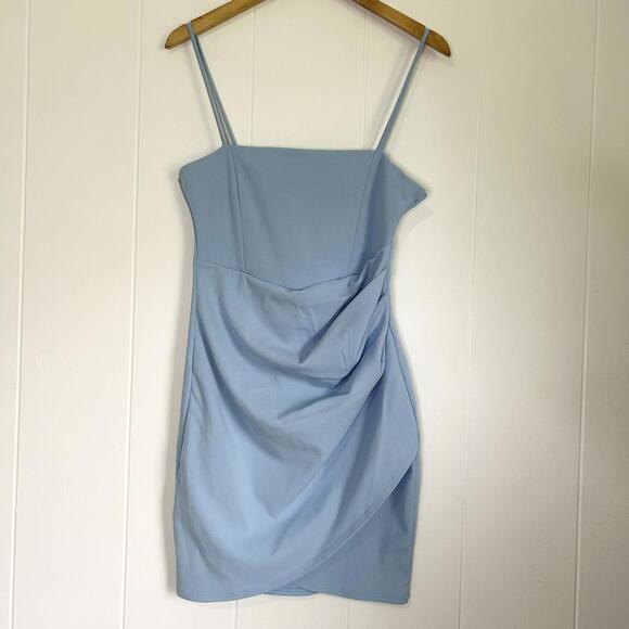 Windsor Dresses & Skirts - Windsor Light Blue Spaghetti Strap Scrunch Knee Length Dress Women's Large